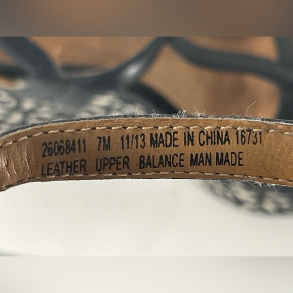 Clarks Women's Amelia Avery Sandal Black White Wedge Heels Womens Size 7 - Picture 6 of 8